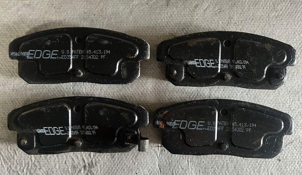 Pastillas de freno cerámicas traseras para Nissan Sentra 2002 al 2006 / Máxima 2001 al 2003