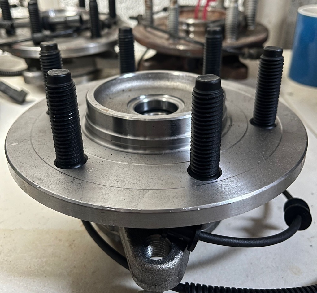BOCINA DELANTERA FORD F150 4X4 04-05