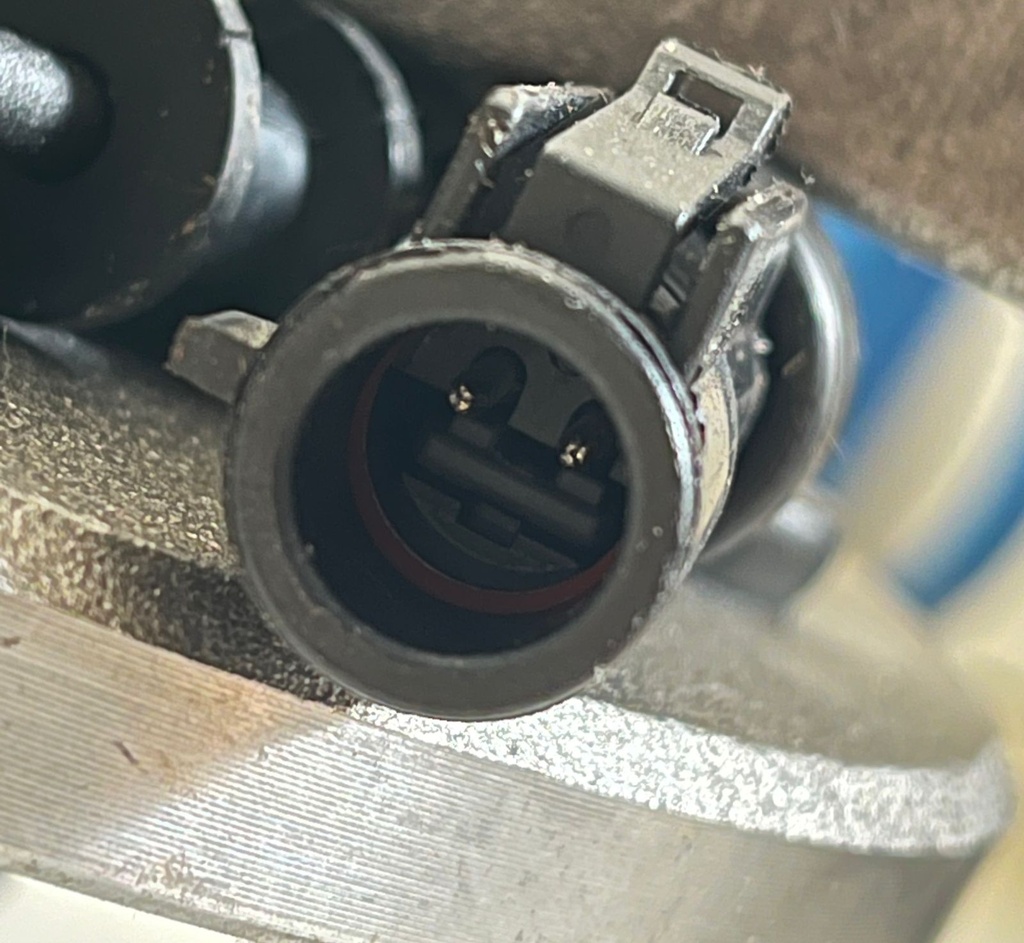 BOCINA DELANTERA FORD F150 4X4 04-05