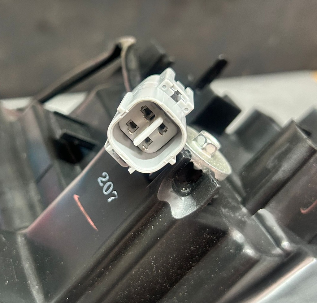 Luz delantera izquierda para Toyota Corolla 2020 al 2022