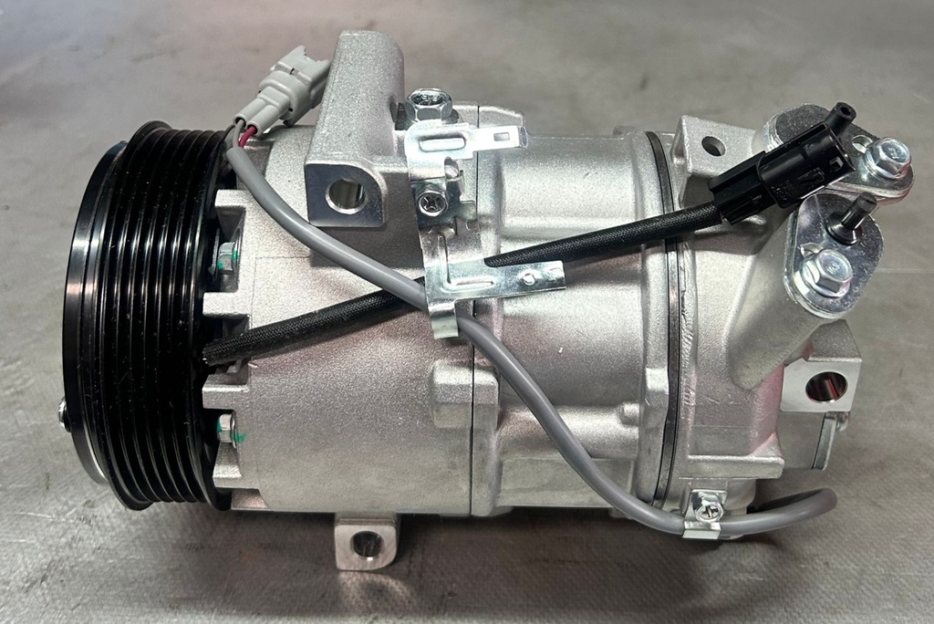 Compresor de aire acondicionado para Nissan Sentra 2013 al 2019 / Tsuru 2014 la 2017