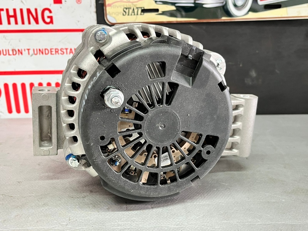 Alternador de 150AMP para Chevrolet Trailblazer 4.2L V6 2002-2005 / GMC Envoy 4.2L V6 2002-2005 / Oldsmobile Bravada 4.2L V6 2002-2004.