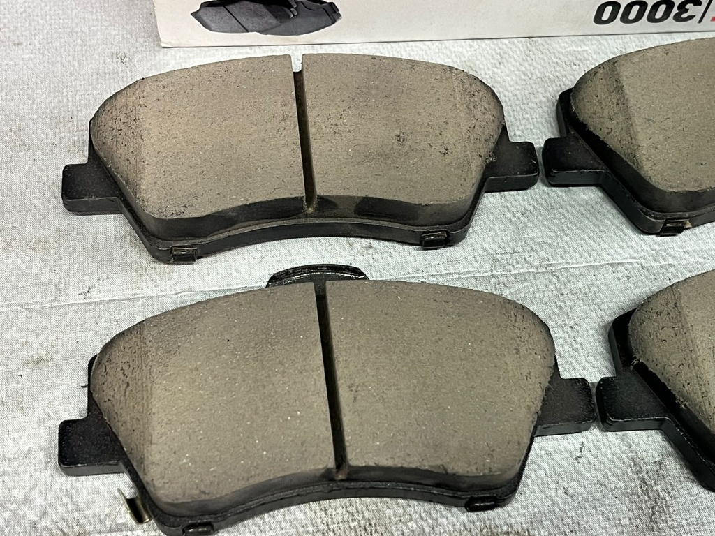 Pastillas Delanteras Cerámicas Hyundai Elantra GT 2017-2020 / Kia Soul 2015-2019 / Veloster 2014-2021.