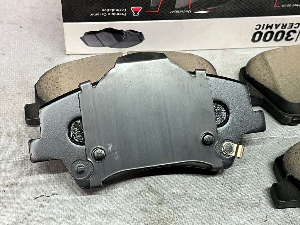 Pastillas Delanteras Cerámicas Hyundai Elantra GT 2017-2020 / Kia Soul 2015-2019 / Veloster 2014-2021.