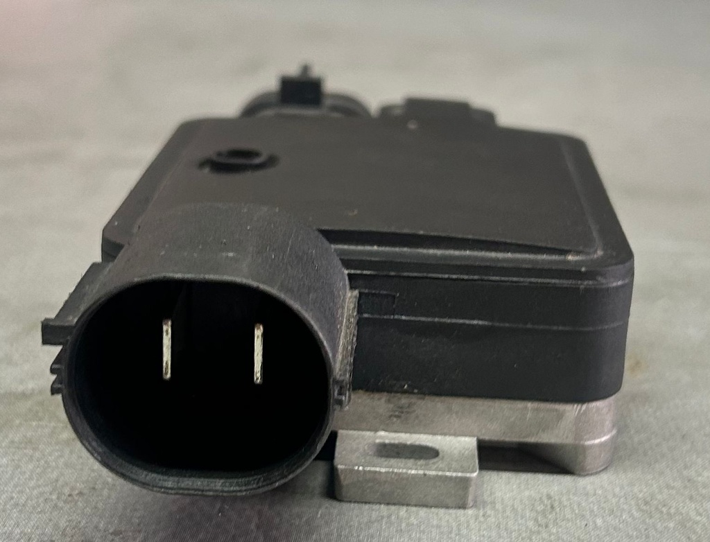 Modulo de abanico para Ford Edge 2007 al 2014 ( Sin paquete de remolque )
