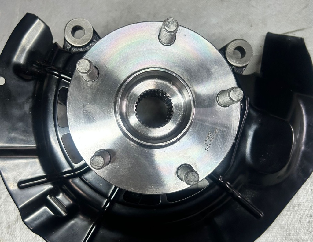 Nabo delantero derecho con bocina para Lexus RX330 2004 al 2006 / RX350 2007 al 2009 / RX400H 2006 al 2008 / Toyota Highlander 2004 al 2007 / Sienna 2004 al 2010