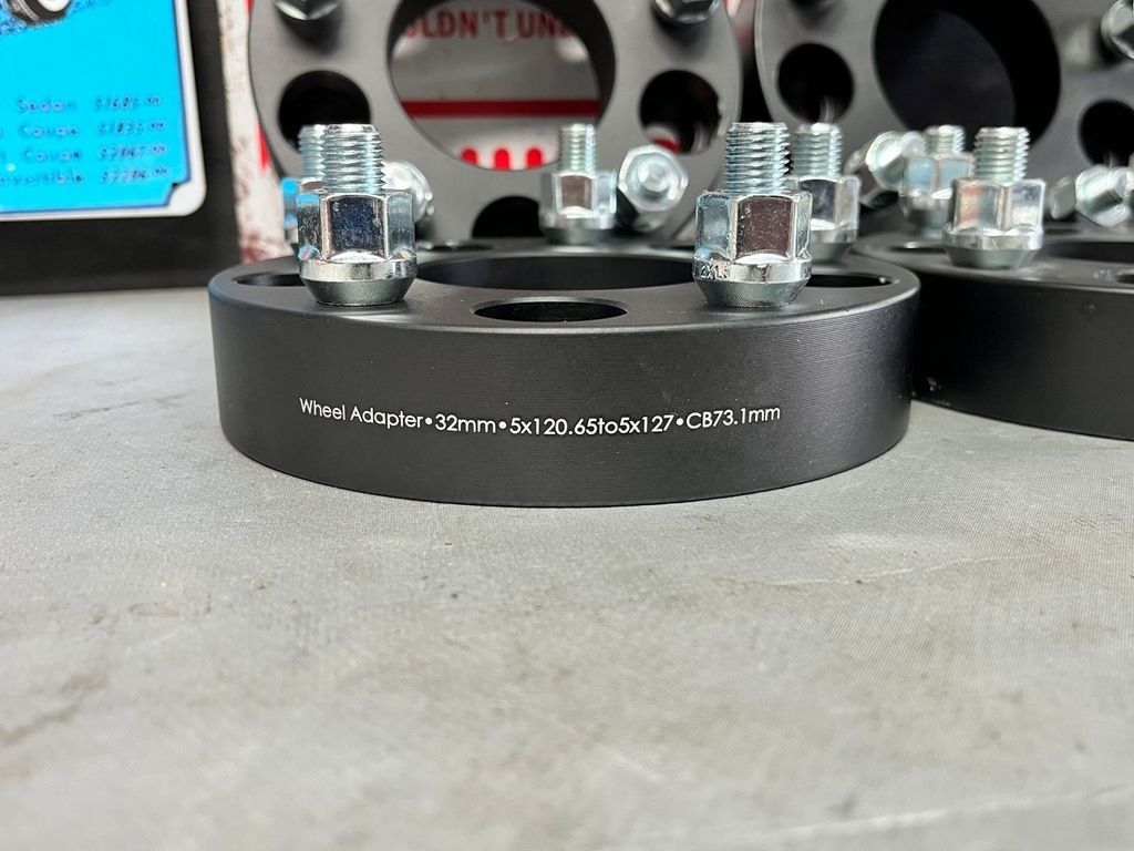 Adaptadores 5x120.65 a 5x127 con centro de 73.1mm / 1.5" ancho.