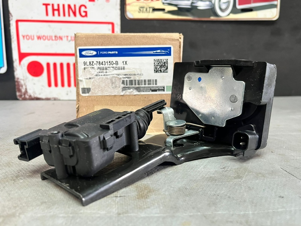 Cerradura de Compuerta Ford Escape 2008-2012 / Mercury Mariner 2008-2011.