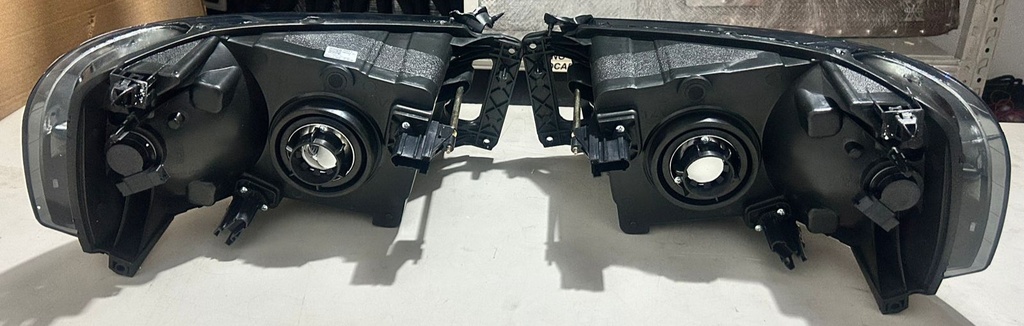 Luces delanteras ahumadas para Ram 1500 2002 al 2005 / 2500 / 3500 2003 al 2015
