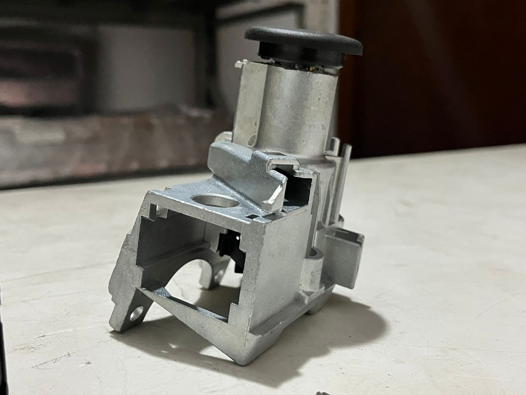 Llavín de arranque para Chevrolet Silverado 2000-2006 / S10 Pickup 2000-2004 / Tahoe 2000-2006 / GMC Jimmy 2000-2001 / Sierra 2000-2006.