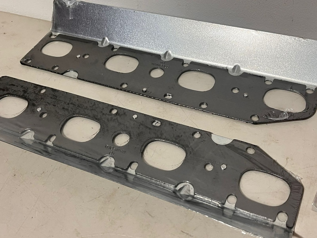 Empaques de Manifold para Motor HEMI 5.7L V8 2009-2018. (Incluye los tornillos)