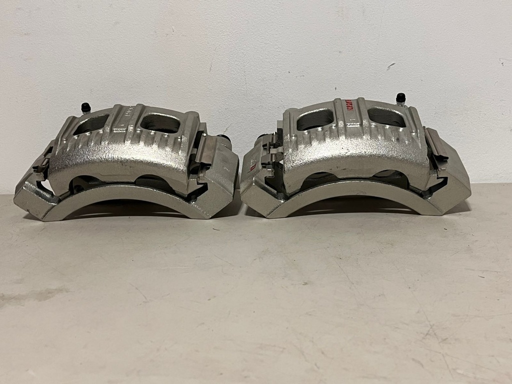 Calipers delanteros para Ford Expedition 1997 al 2002 / F150 1999 al 2003 / F250 1997 a 1999 / Navigator 1998 al 2002.