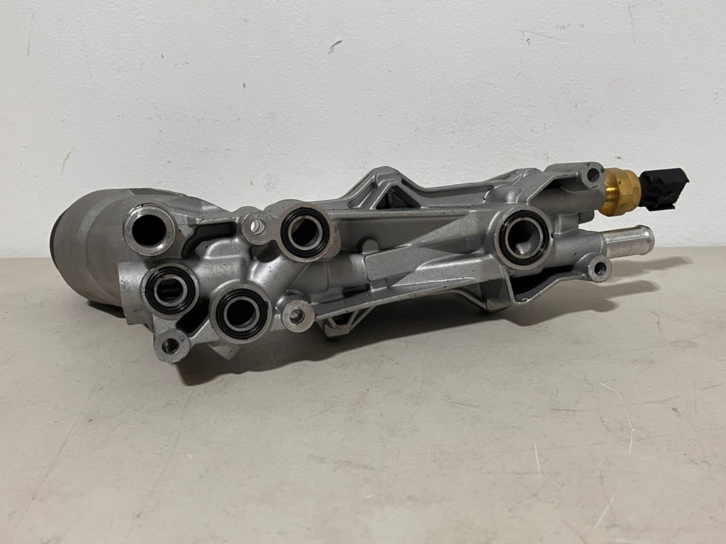 Enfriador de Aceite en aluminio Jeep Wrangler 3.6L 2011-2016 / Grand Cherokee 2011-2013 / Durango 2011-2013 / Challenger / Charger 2011-2013.