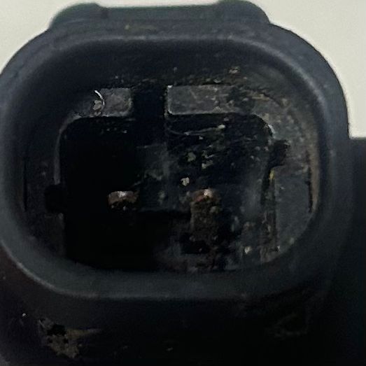 Sensor de impacto para Chevrolet / GMC Avalanche 1500 2003 al 2004 / Silverado / Sierra 1500 / 2500 2003 al 2004 / Suburban 1500 / 2500 2003 al 2004 / Tahoe / Yukon 2003 al 2004 ( usado )