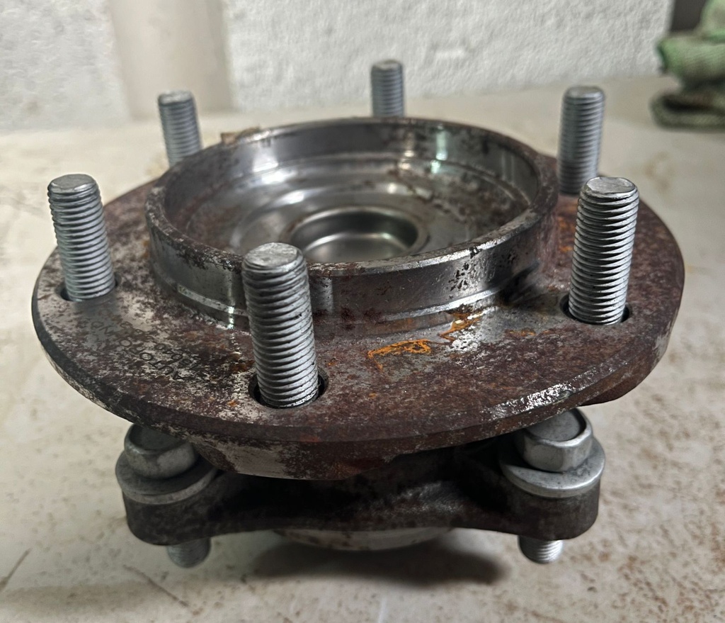 BOCINA DELANTERA TOYOTA 4X2 4RUNNER 03-15 / FJ CRUISER 07-14 / TACOMA 05-14 (USA)
