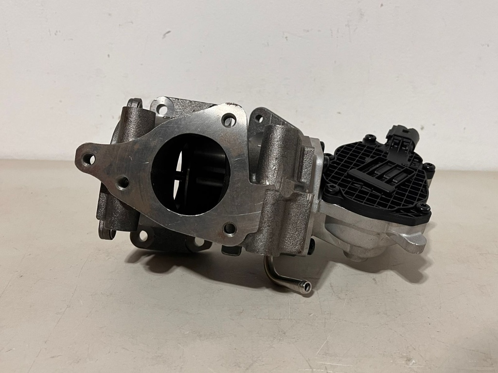Valvula EGR para Chevrolet / GMC Diesel Duramax 6.6L 2011-2016.