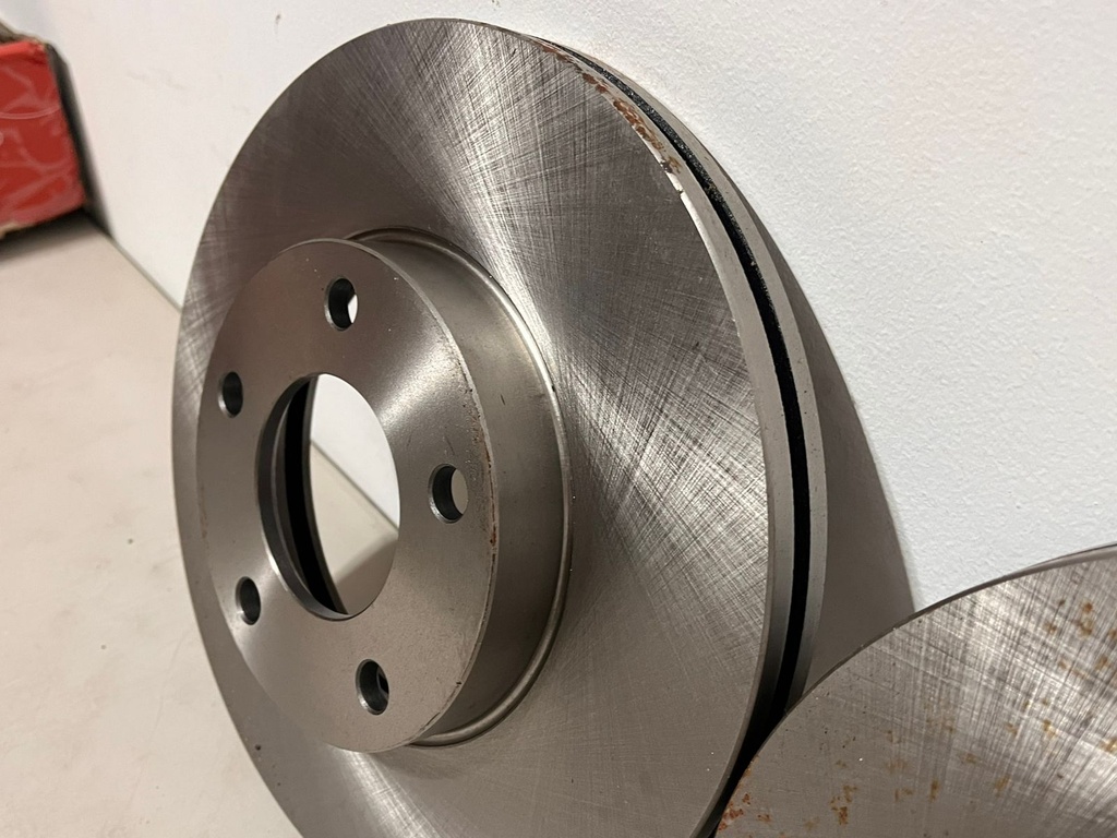Discos Delanteros Ventilados para Mazda 3 2.0L 2004-2013.