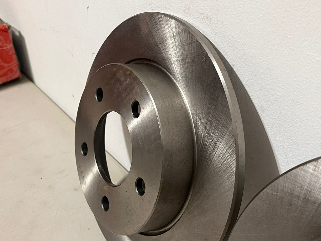 Discos Traseros Sólidos para Mazda 3 2004-2013.