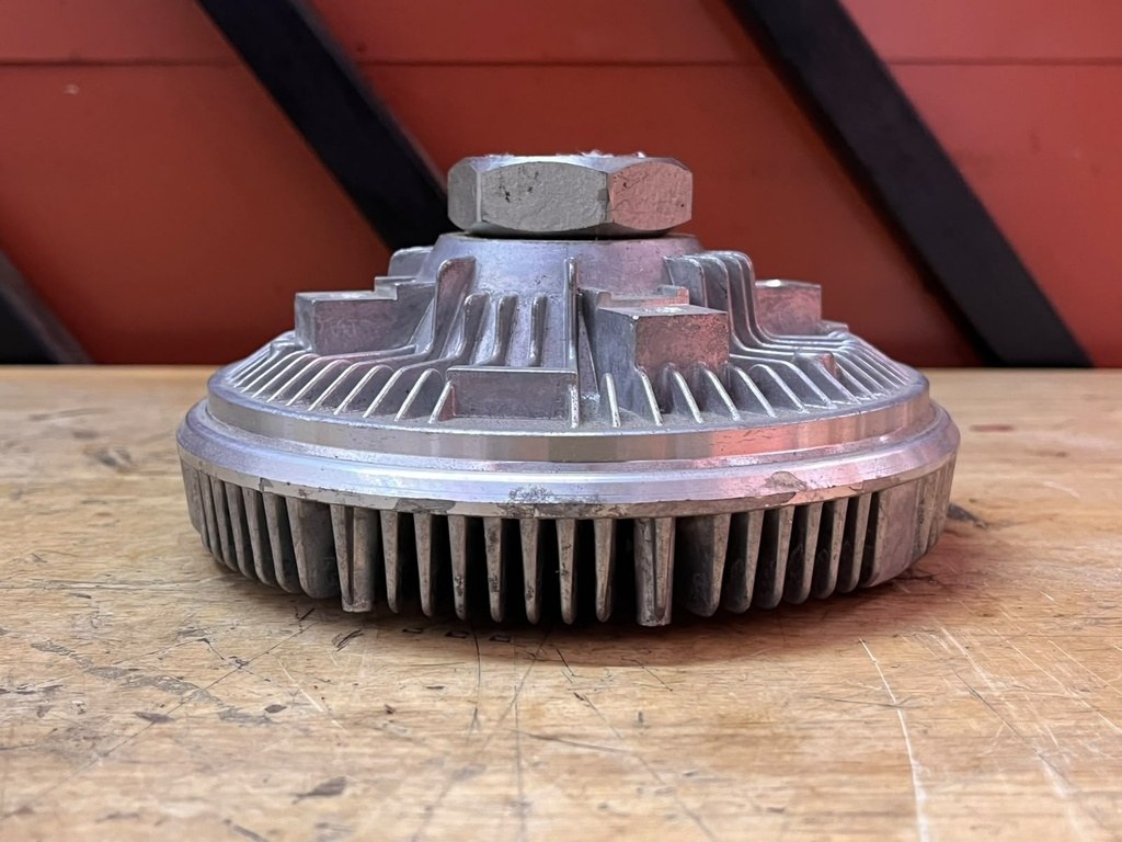 Fan Clutch para Ford Explorer EDDIE BAUER V8 5.0L 1996-2001.