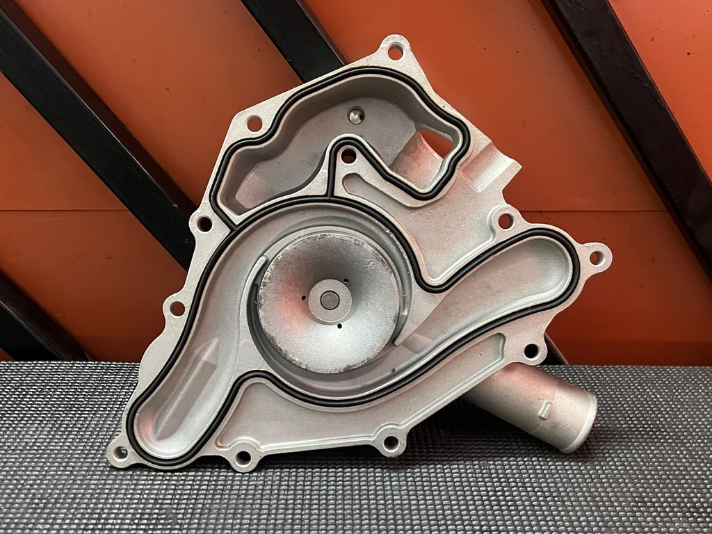 Bomba de Agua Jeep Grand Cherokee SRT8 / Limited / Overland 5.7L / 6.1L V8 2005-2010 / Dodge Charger RT / SRT8 2006-2010 / Challenger SRT8 2008-2010.