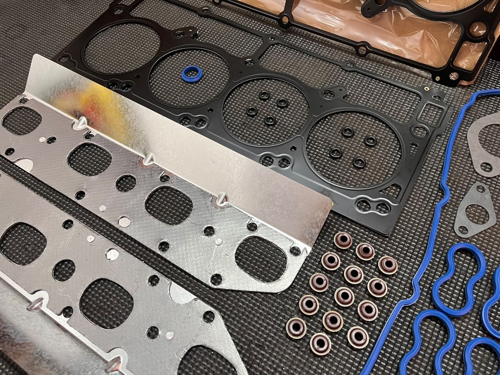 Set de empaques descarbonado para Motor HEMI 5.7L 2009-2020.