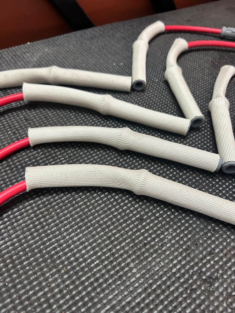 Cables de bujías 8.5mm para motores GM 5.3L / 5.7L / 6.0L / 8.1L
