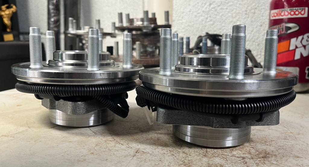 PAR DE BOCINAS DELANTERAS FORD EXPLORER 4X4 02-05