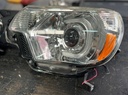 LUCES DELANT CROMADAS LED/TIPO LUPA (CON DETALLE) TOYOTA TACOMA 12/15