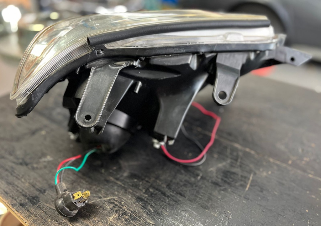 LUCES DELANT CROMADAS LED/TIPO LUPA (CON DETALLE) TOYOTA TACOMA 12/15
