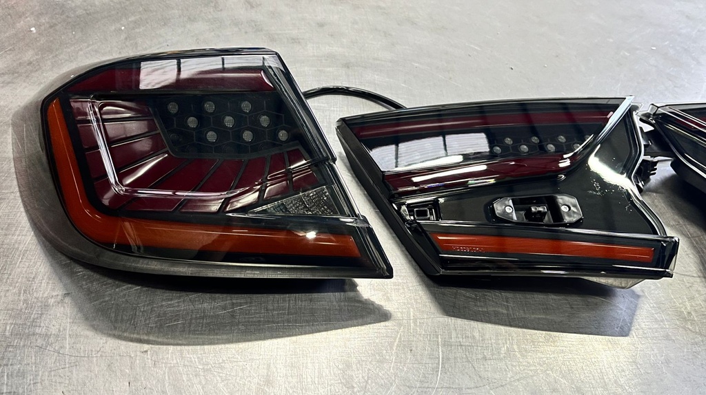Par de Luces Traseras Led/Ahumadas Honda Accord 10Gen 18-21