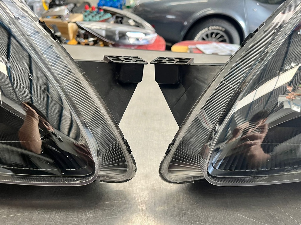 Par de Luces Delanteras/Carcasa Negra Honda CRV 05-06