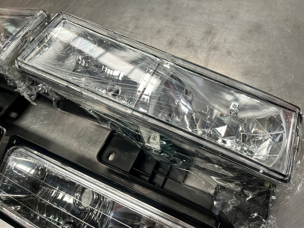 Luces Delanteras Cromadas Chevrolet Silverado / Tahoe / Suburban de 1988-1998