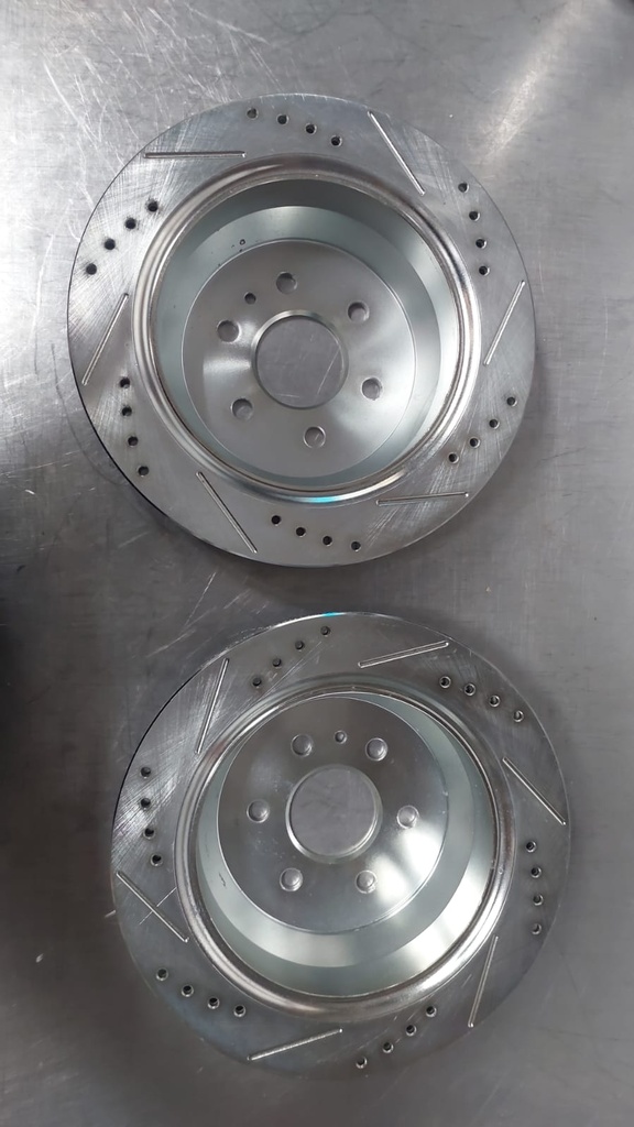 Discos traseros ventilados perforados para Cadillac CTS 06-07
