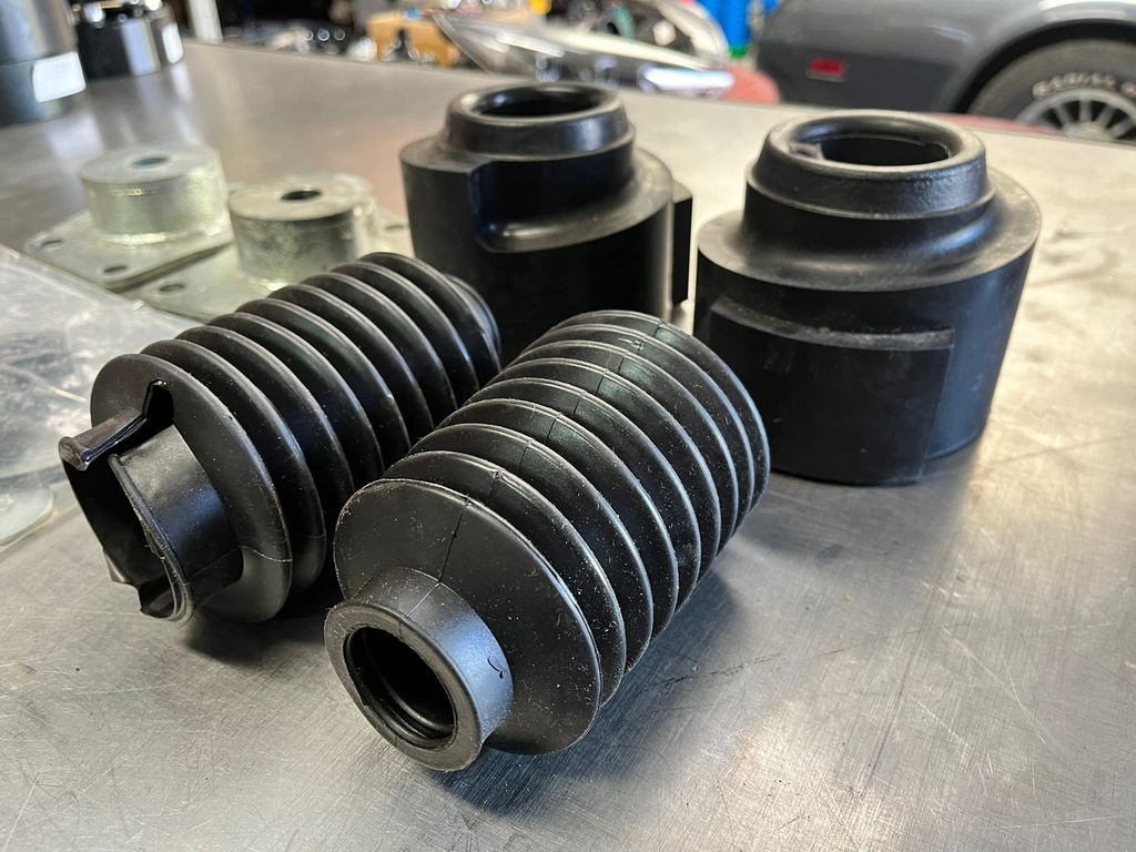 Kit de Calzas de Levante 2.5" Delantero para Jeep KJ Liberty 4x2 / 4x4 de 2003 2007