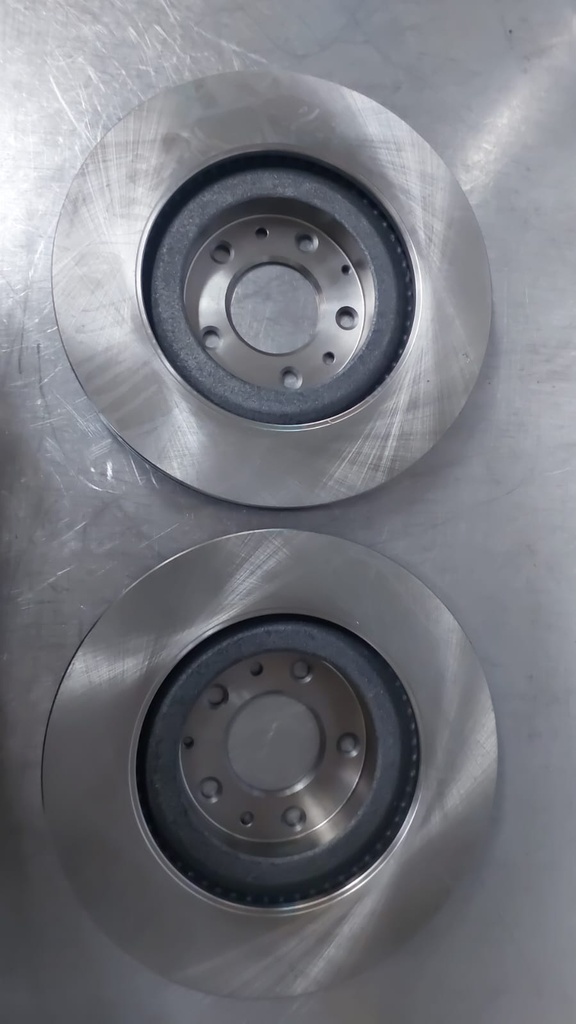 Discos delanteros ventilados solidos para Kia Sedona 03-05