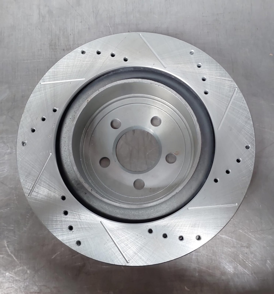 Disco trasero izquierdo ventilado perforado para Dodge Charger Daytona R/T 2006