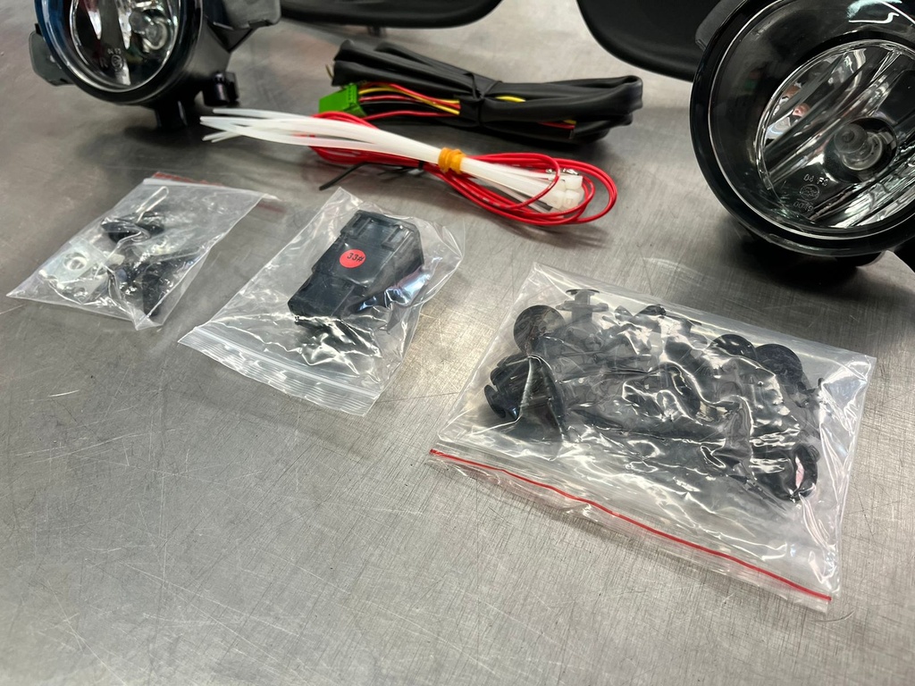 Kit de Halógenos Neblineros H11 con Cableado para Nissan Altima 2013-2015