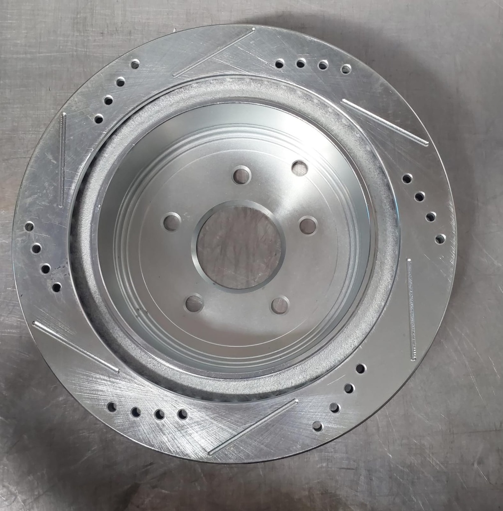 Disco trasero derecho ventilado perforado para Nissan Murano Advance 2019
