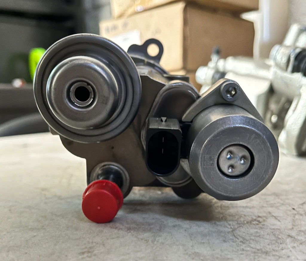 BOMBA ALTA PRESION BMW  F11 535I 10/17
