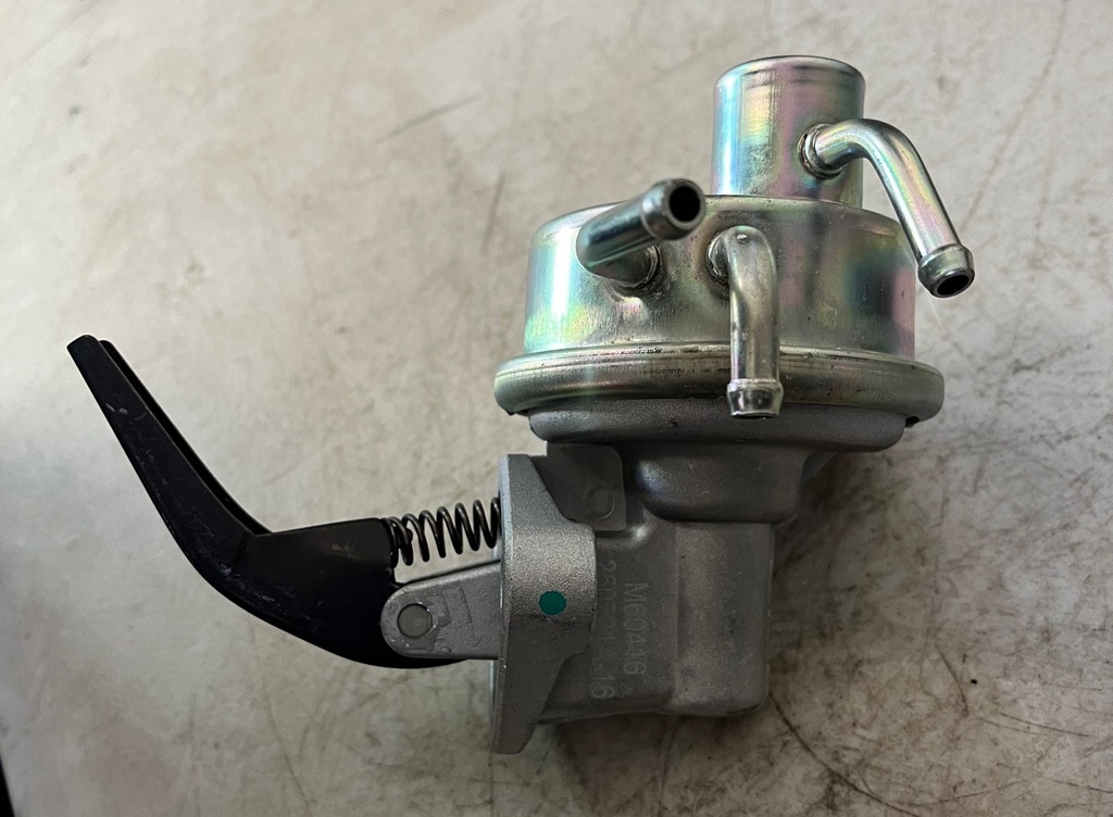 Bomba Mecánica de Combustible para Toyota Celica 1981-1983 / Corona 1981-1982 / Toyota Pickup 1981-1990 / 4Runner 1984
