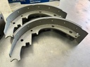 Zapatas de Freno Chevrolet K5 Blazer 1978-1986 / C10 / C20 1978-1986 / K10 / K20 1978-1986 / K1500 1988-1999 / C1500 1992-1999 / Tahoe 1995-2000