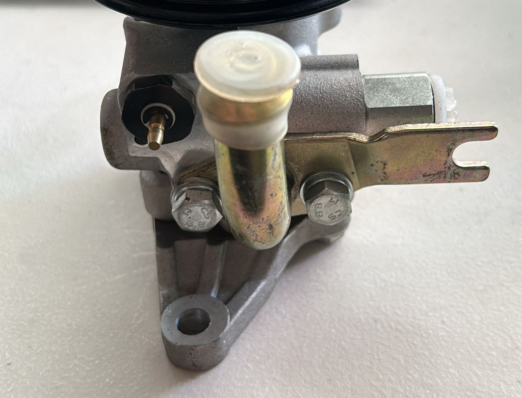 BOMBA DIRECCION HYUNDAI X6350 01/05