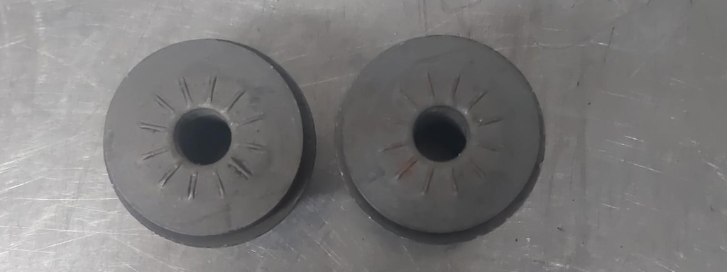 Buje de brazo de control de suspensión delantera superior para Chevrolet suburban 2005
