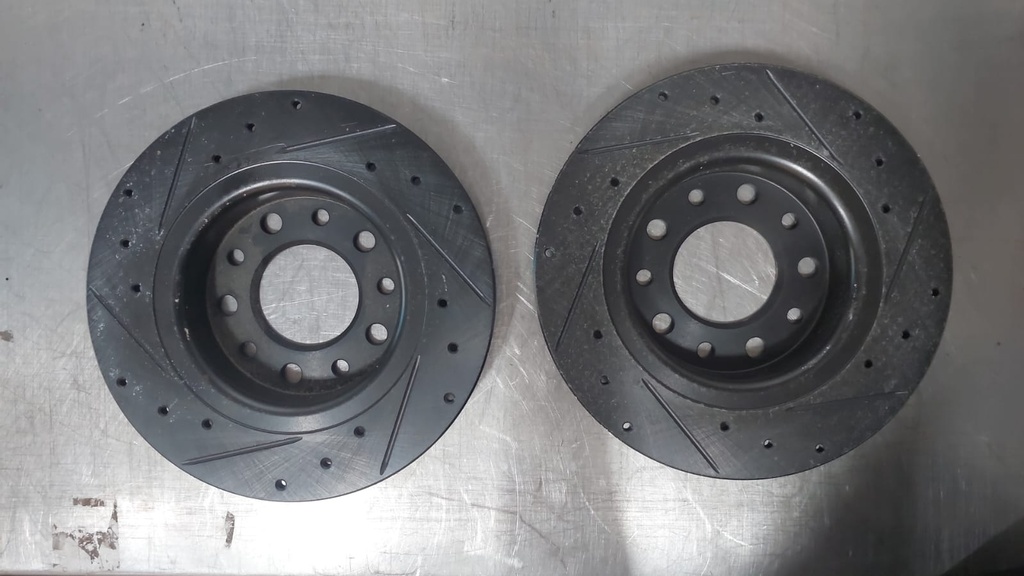 Discos traseros perforados solidos para Dodge Dart 2013-2016