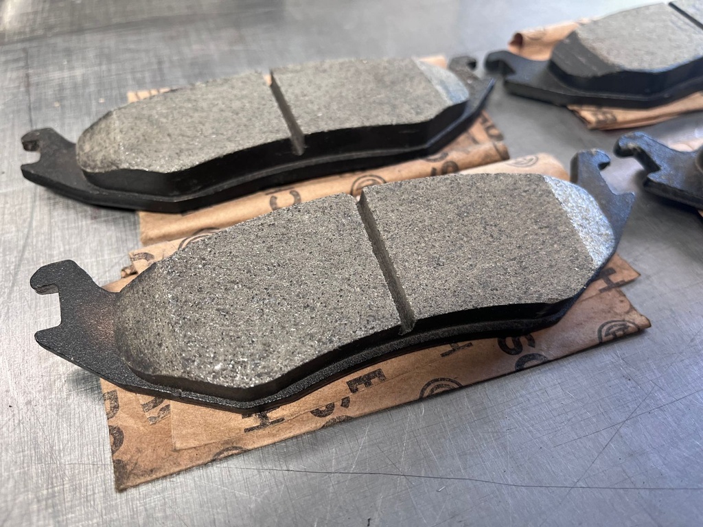 Pastillas de Freno Cerámicas Traseras para Dodge Durango 2003-2009 / Ram 1500 2003-2009.