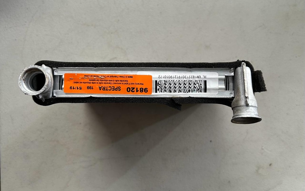 Condensador de aire acondicionado  Volkswagen Jetta 2.0L L4 2011 al 2018