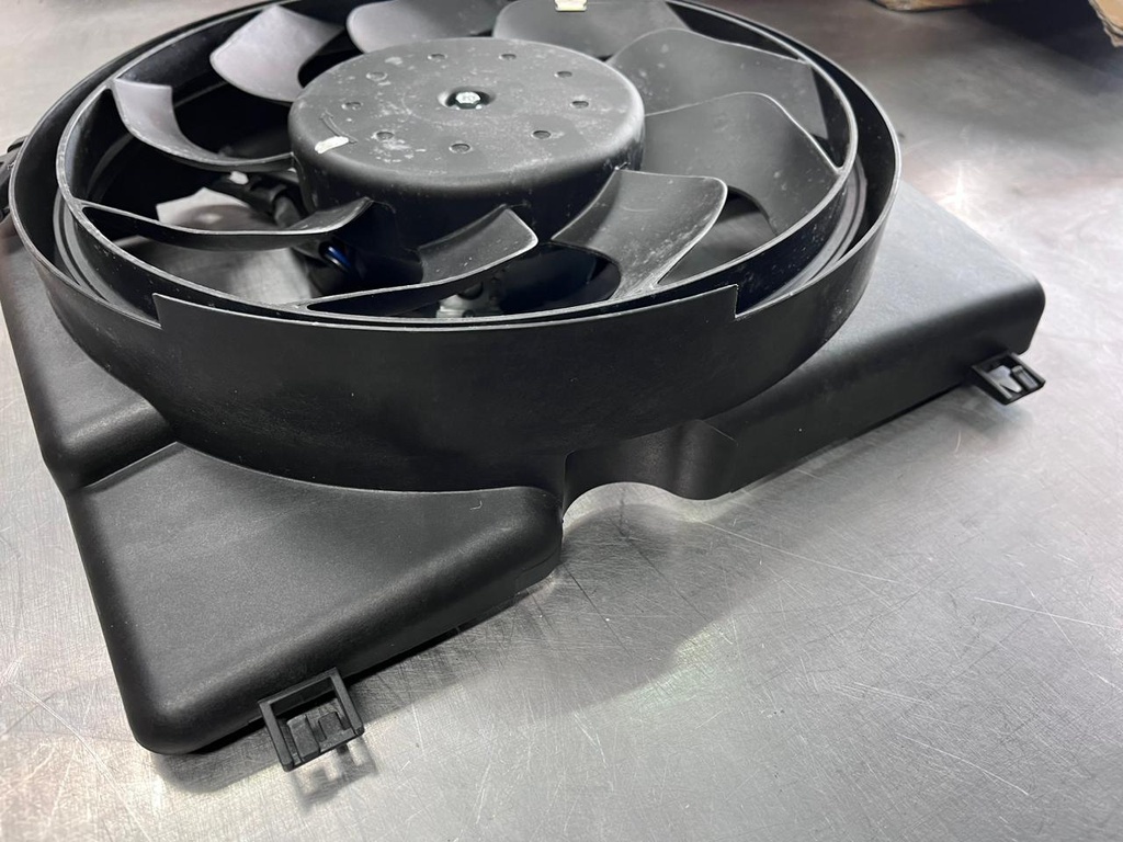 Abanico de Radiador para  Jeep Cherokee 1997-2001 L6 4.0L.