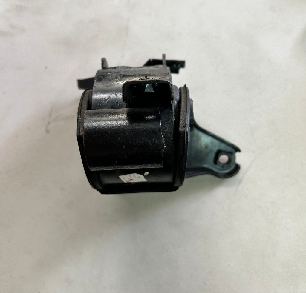 Soporte de motor Hyundai Elantra 2001 al 2006 2.0L