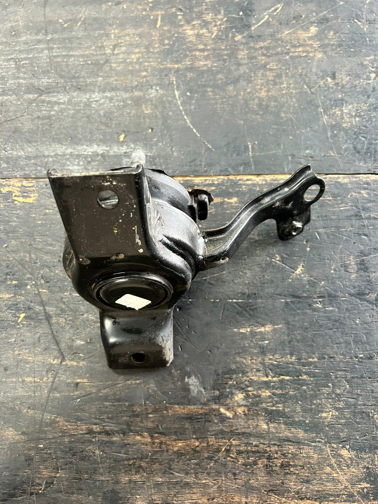 Soporte derecho de motor Hyundai Tiburón 2.7L V6 2003 al 2008