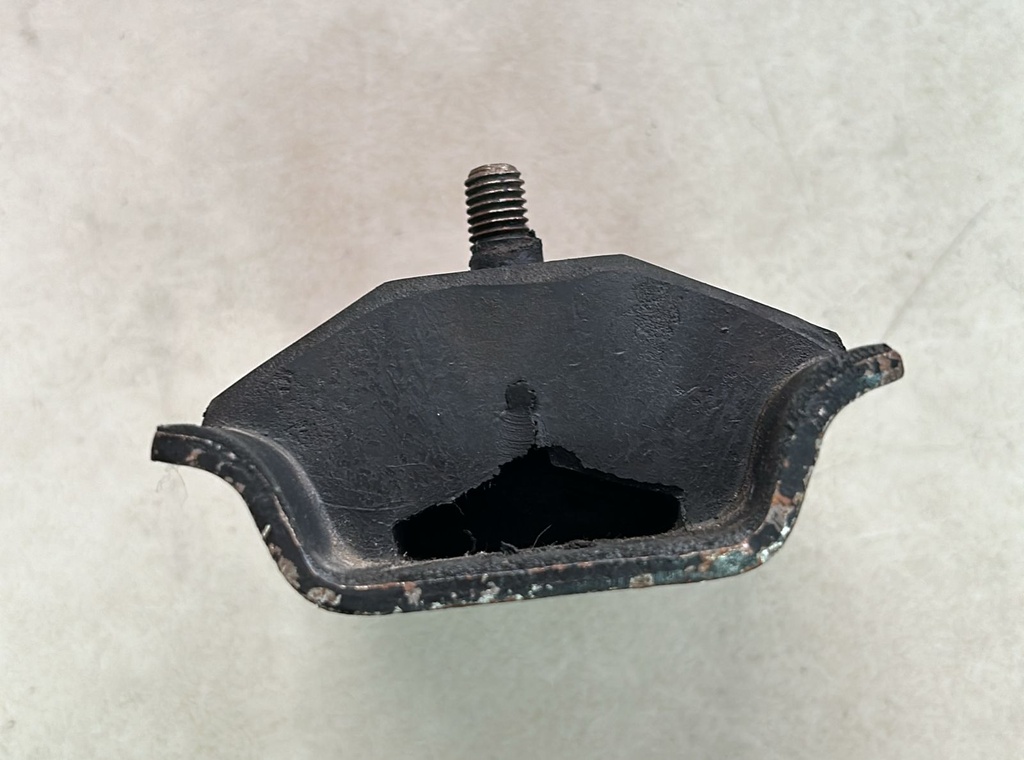 Soporte de transmisión Jeep Wrangler 1991 4.0L